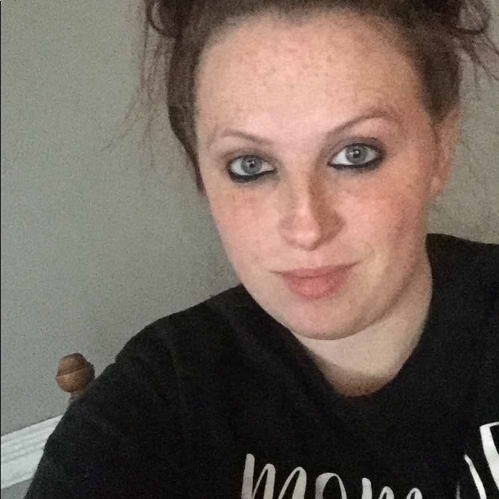 Meet your Posher, Alli